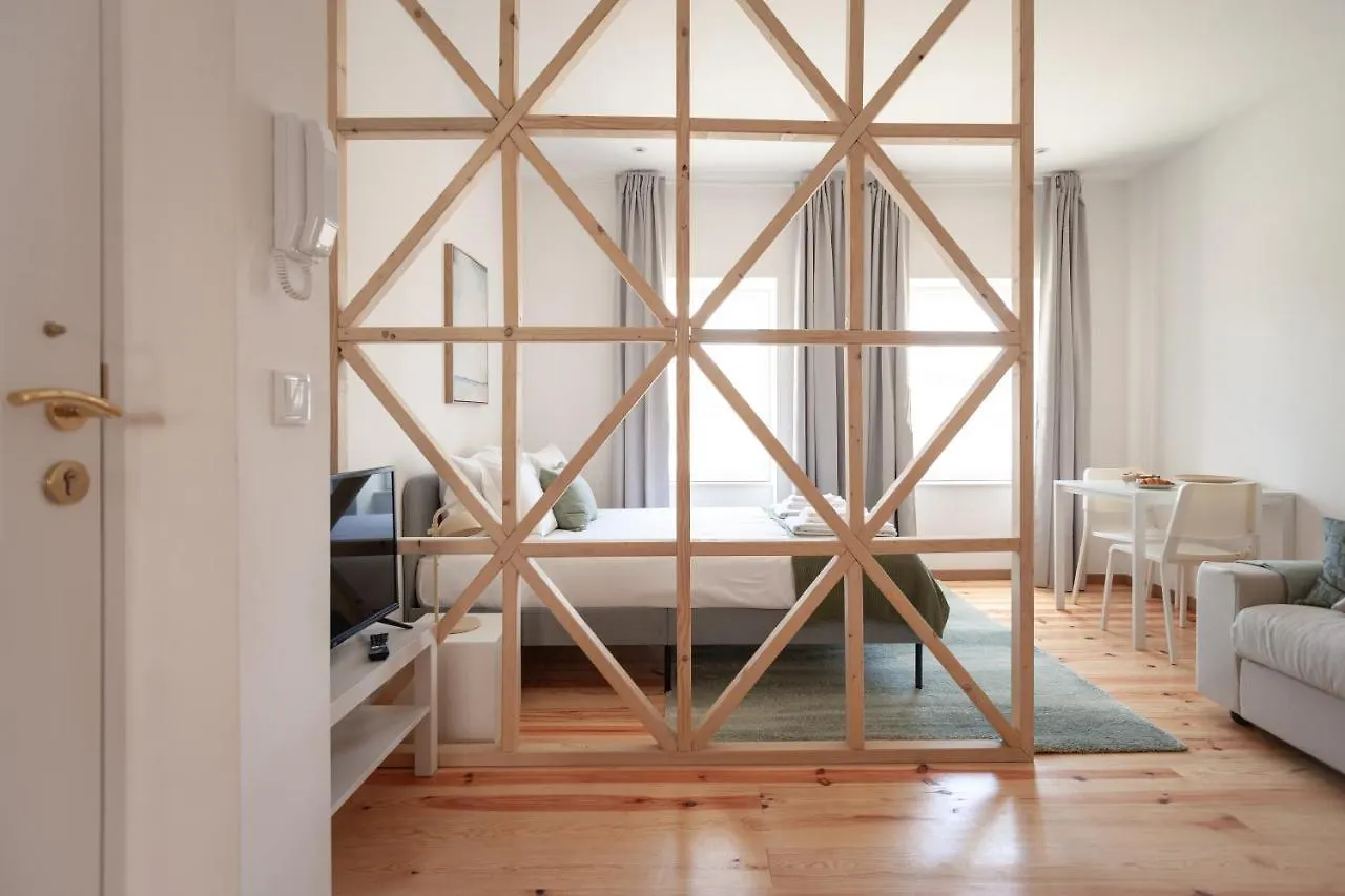 Campolide Charm Apartments Lisbona