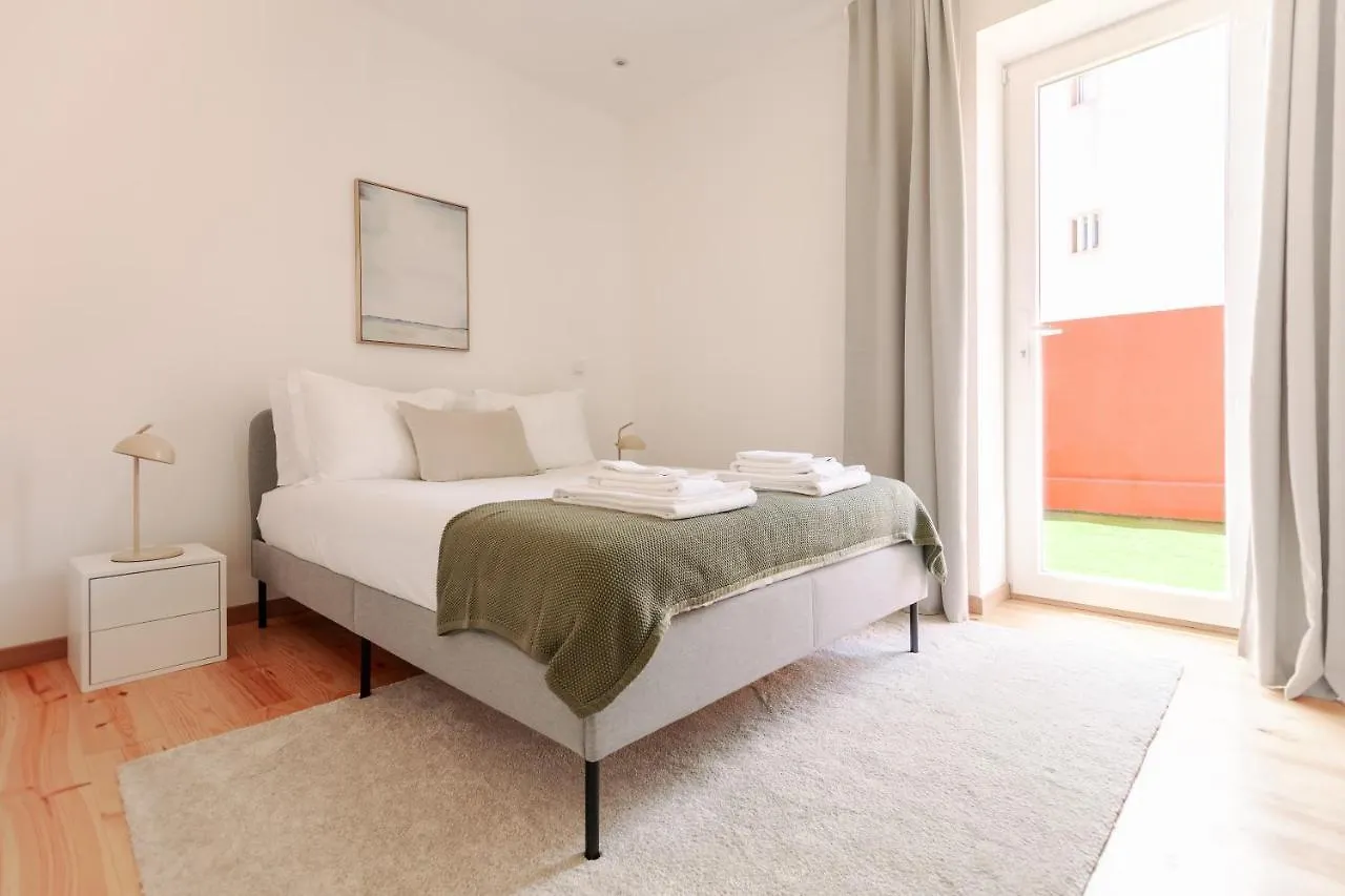 Campolide Charm Apartments Lisbona